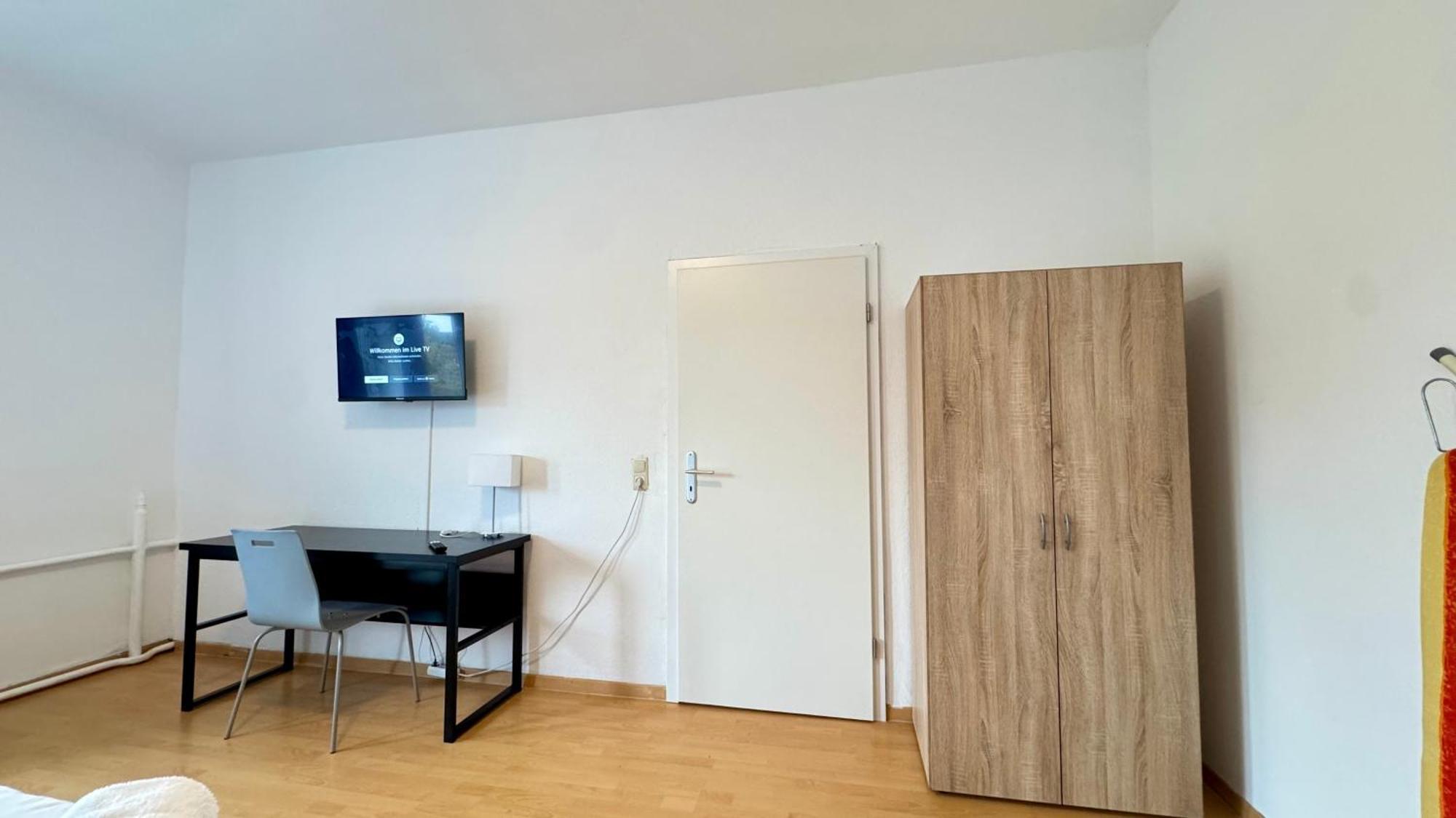 Apartments Im Herzen Von Neumuenster Innenstadt & Hbf Fusslaeufig, Mit Privatparkplatz Kültér fotó