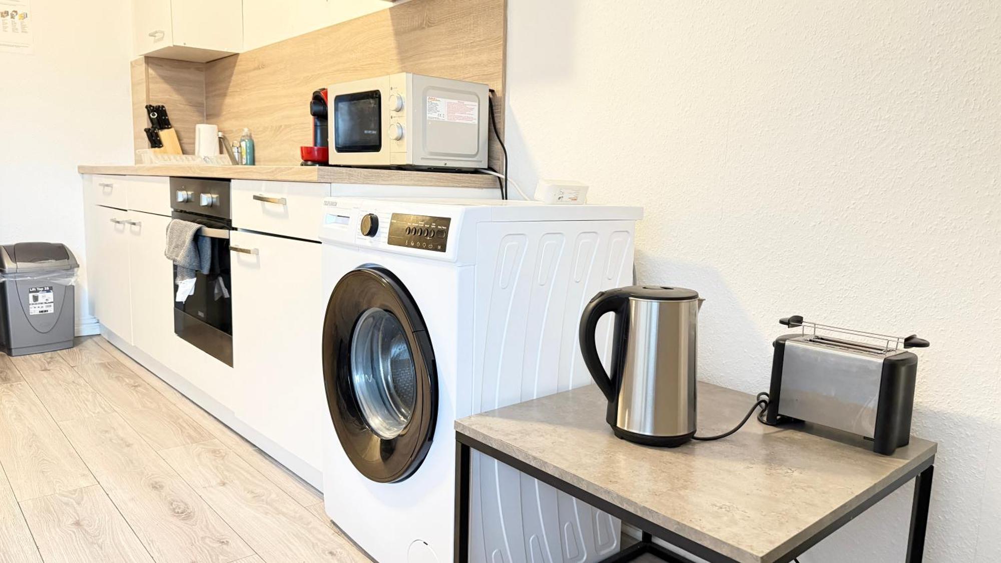Apartments Im Herzen Von Neumuenster Innenstadt & Hbf Fusslaeufig, Mit Privatparkplatz Kültér fotó